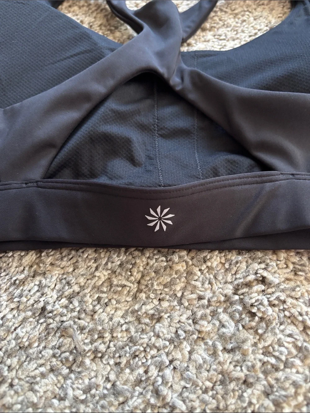 Athleta Sports Bra size medium - Picture 3 of 7